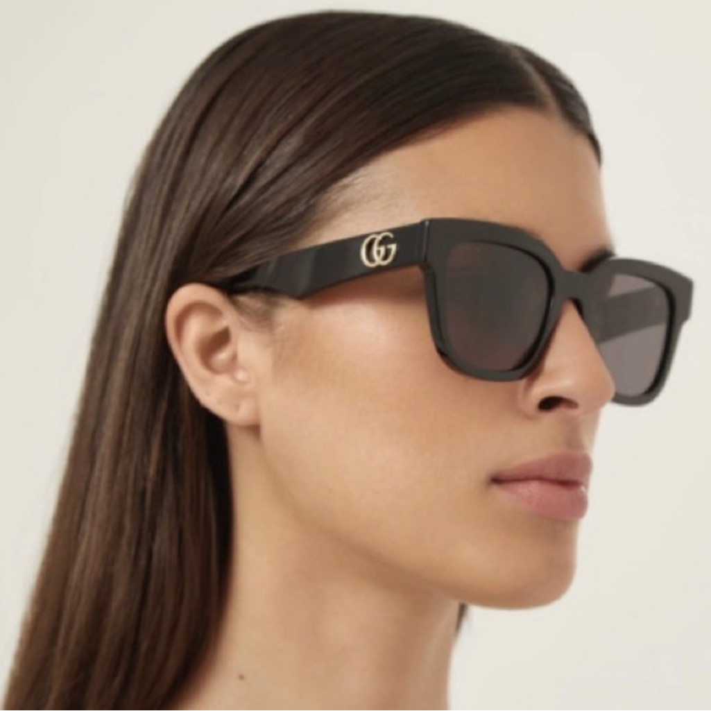 Gucci Black Square Frame Sunglasses With Gold Logo